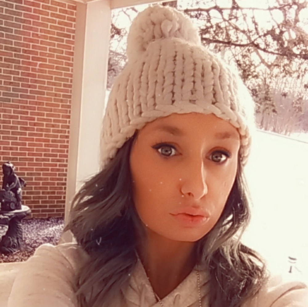 Meet your Posher, Jessica